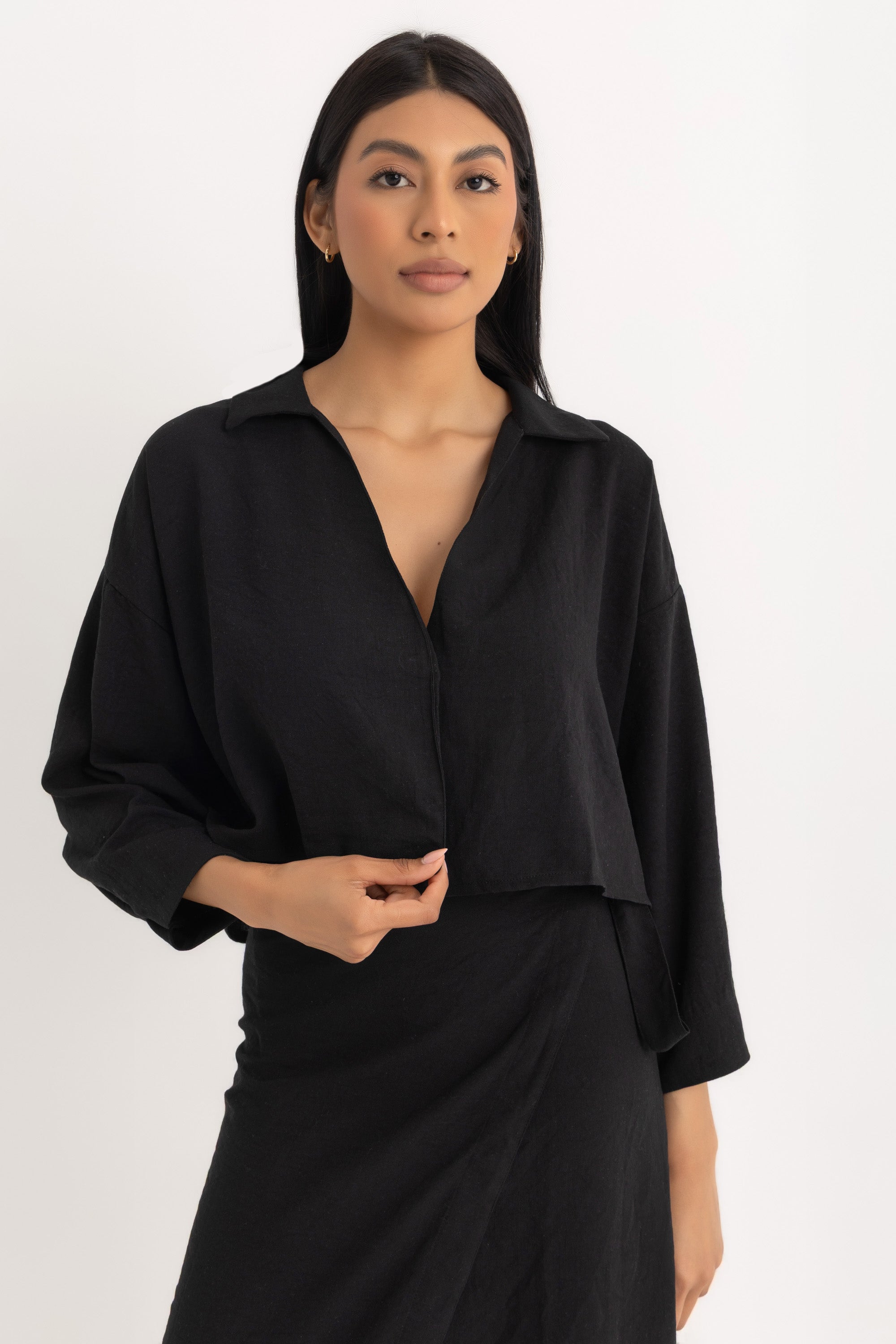Pola Cropped Shirt  - Black