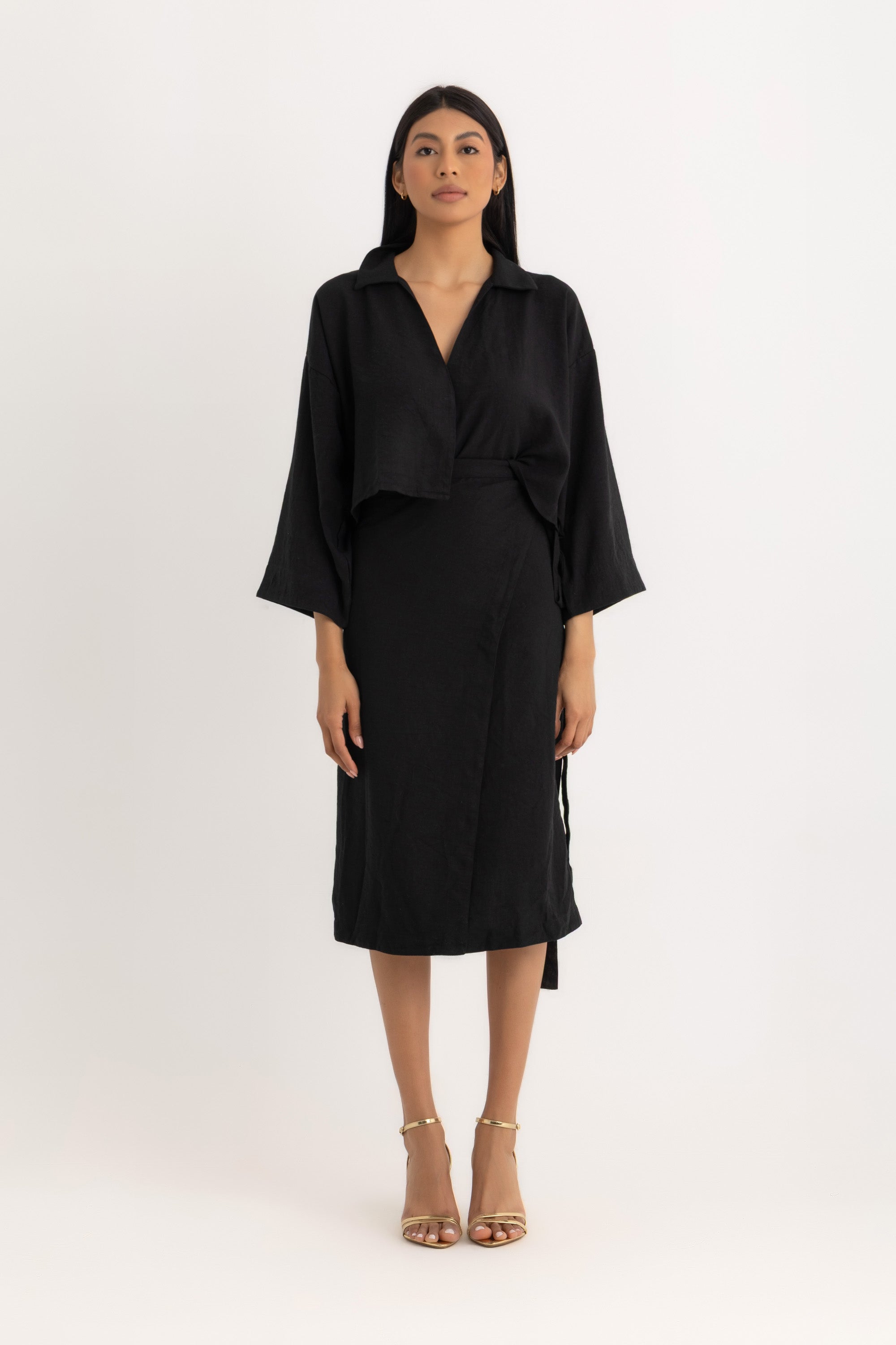 Pola Cropped Shirt  - Black