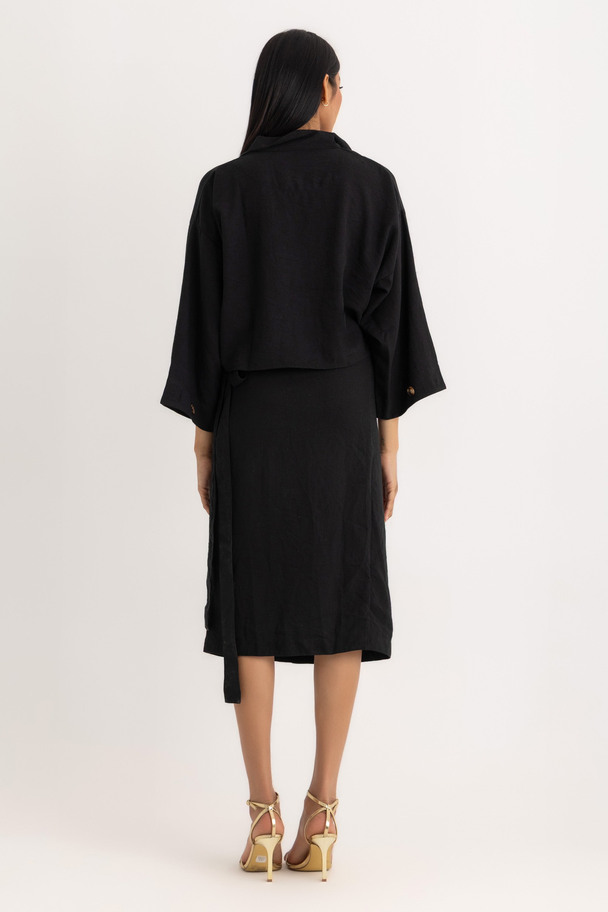 Pola Cropped Shirt  - Black