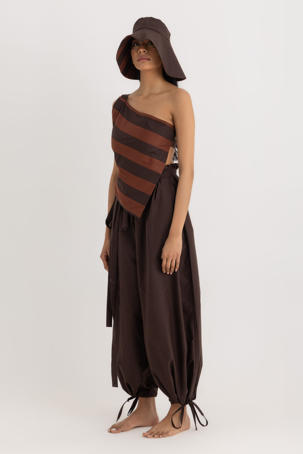 Magic Relaxed Pants - Deep Brown Oxford