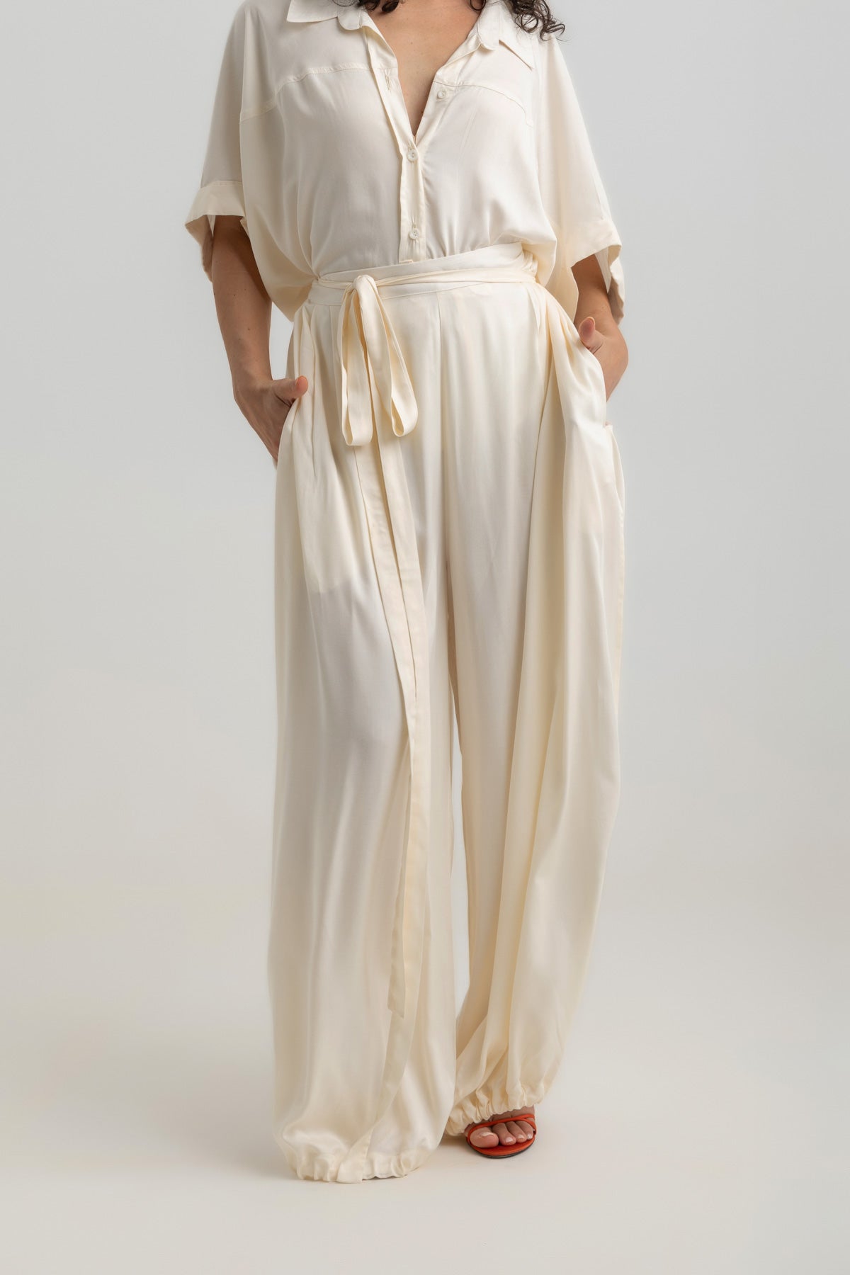 Magic Pants with Slit - Offwhite