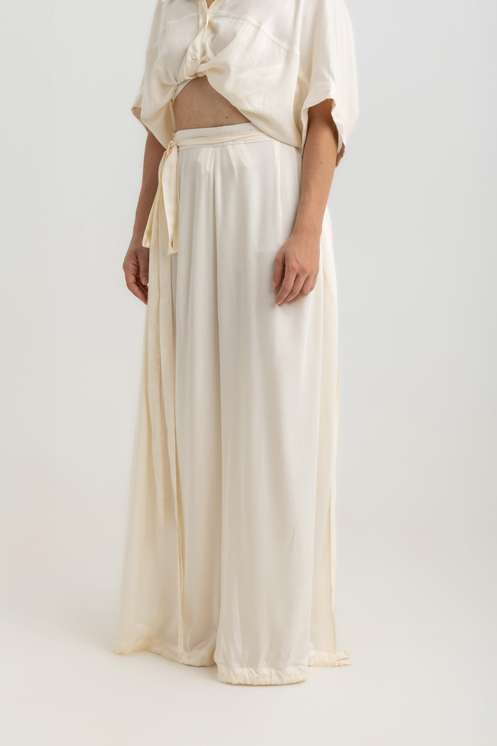 Magic Pants with Slit - Offwhite