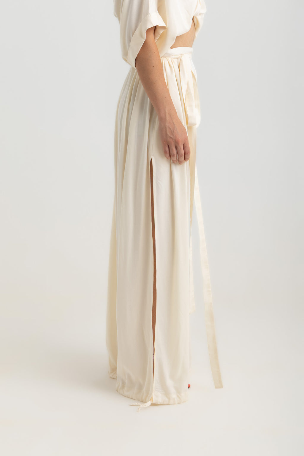 Magic Pants with Slit - Offwhite