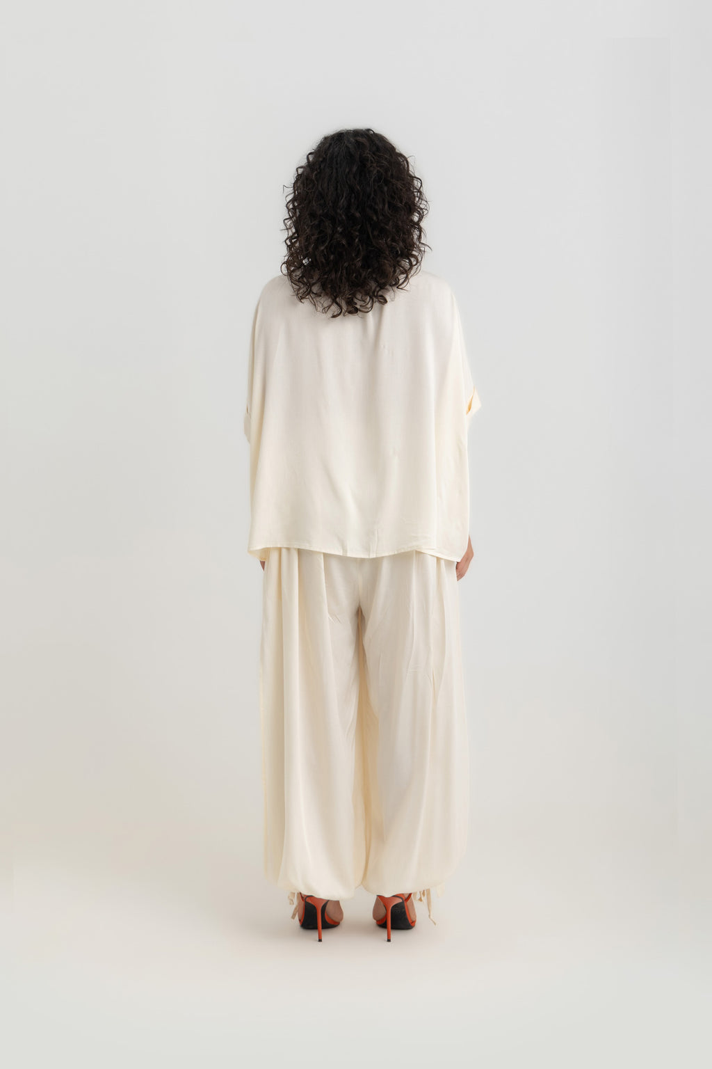 Magic Pants with Slit - Offwhite