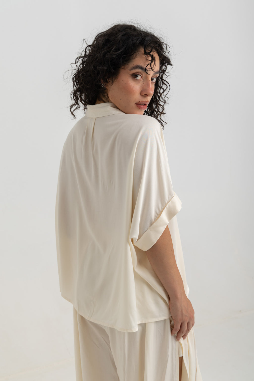Nara Cropped Shirt- Offwhite