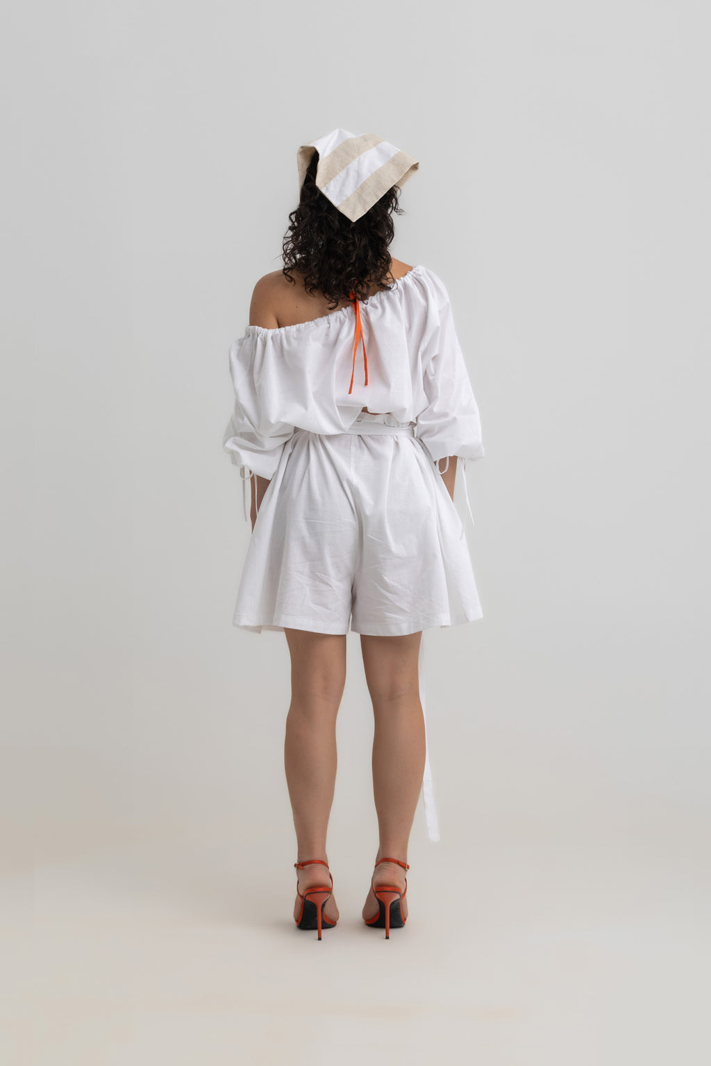 Queen Cropped Top- White