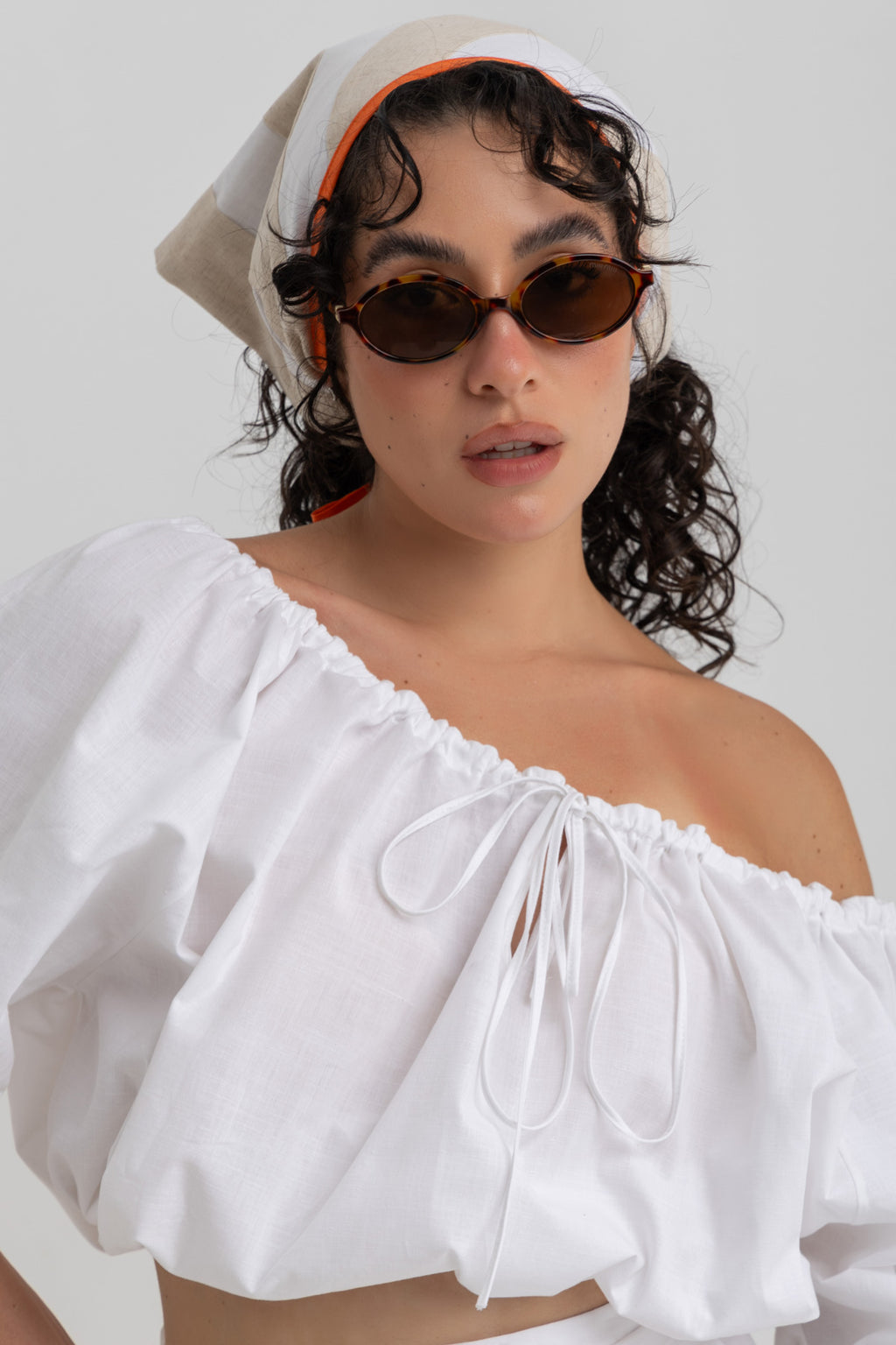 Queen Cropped Top- White