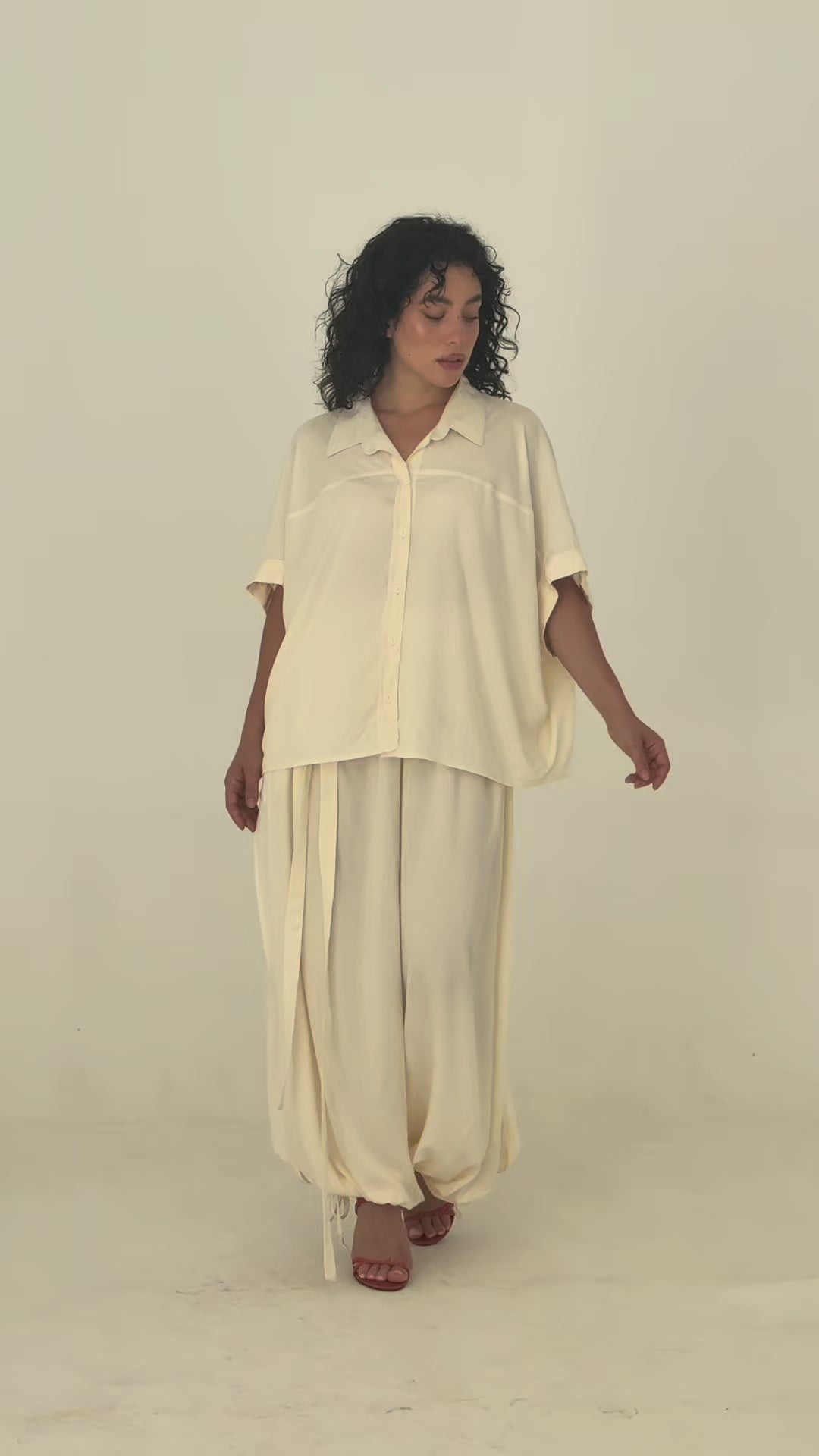 Nara Cropped Shirt- Offwhite